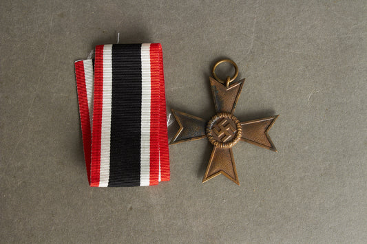 WW2 Tysk KVK u. Sværd. Original.