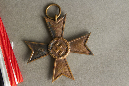 WW2 Tysk KVK u. Sværd. Original.