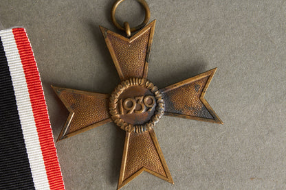 WW2 Tysk KVK u. Sværd. Original.