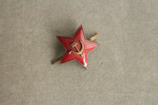 WW2 Russisk Rød Stjerne til Kasket/Hue. Original.