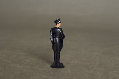 WW2 Tysk WHW Waffen-SS figur. En af de bedre. Original.