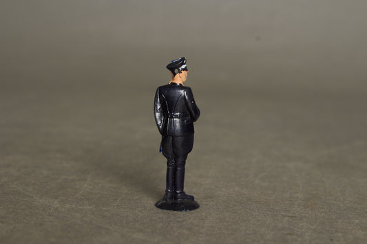 WW2 Tysk WHW Waffen-SS figur. En af de bedre. Original.