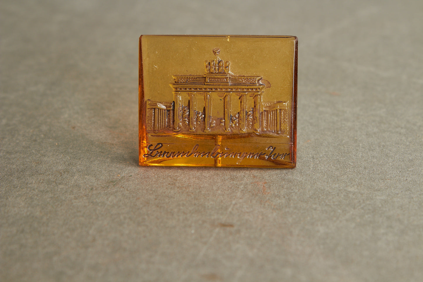 WW2 Tysk WHW Glas Mærke. Original.