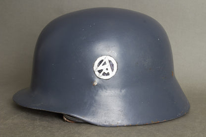 WW2 Tysk Børnehjelm. Efterkrigs.