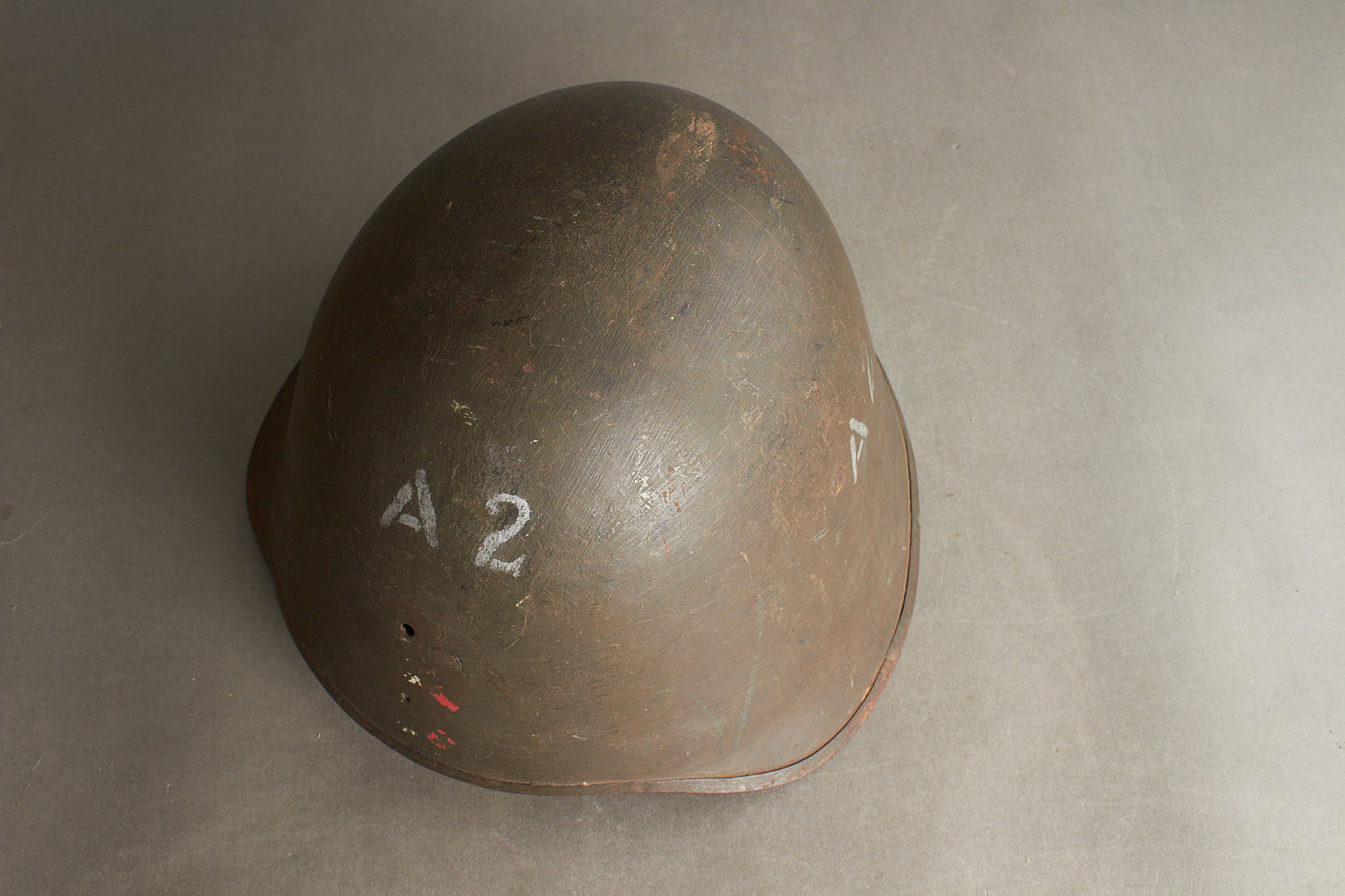 WW2 Dansk Frihedskæmper Hjelm "AMPA" (Amager) "A2" (A-Kompagni, Afsnit 2). Sjælden! Original.