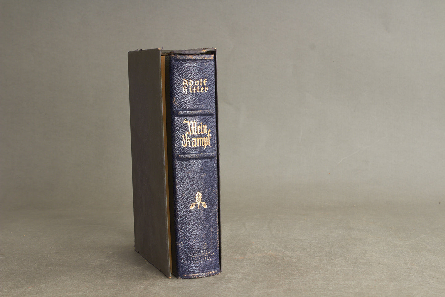 WW2 Tysk Mein Kampf i Bryllupsudgave. Med hilsen fra Borgmesteren. Sjælden. Original.