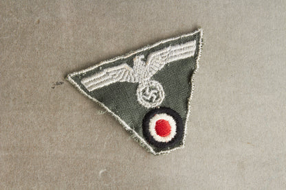 WW2 Tysk Wehrmacht M43 Kasketørn. Original.