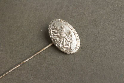 WW2 Tysk DLRG Medlemspin. Original.