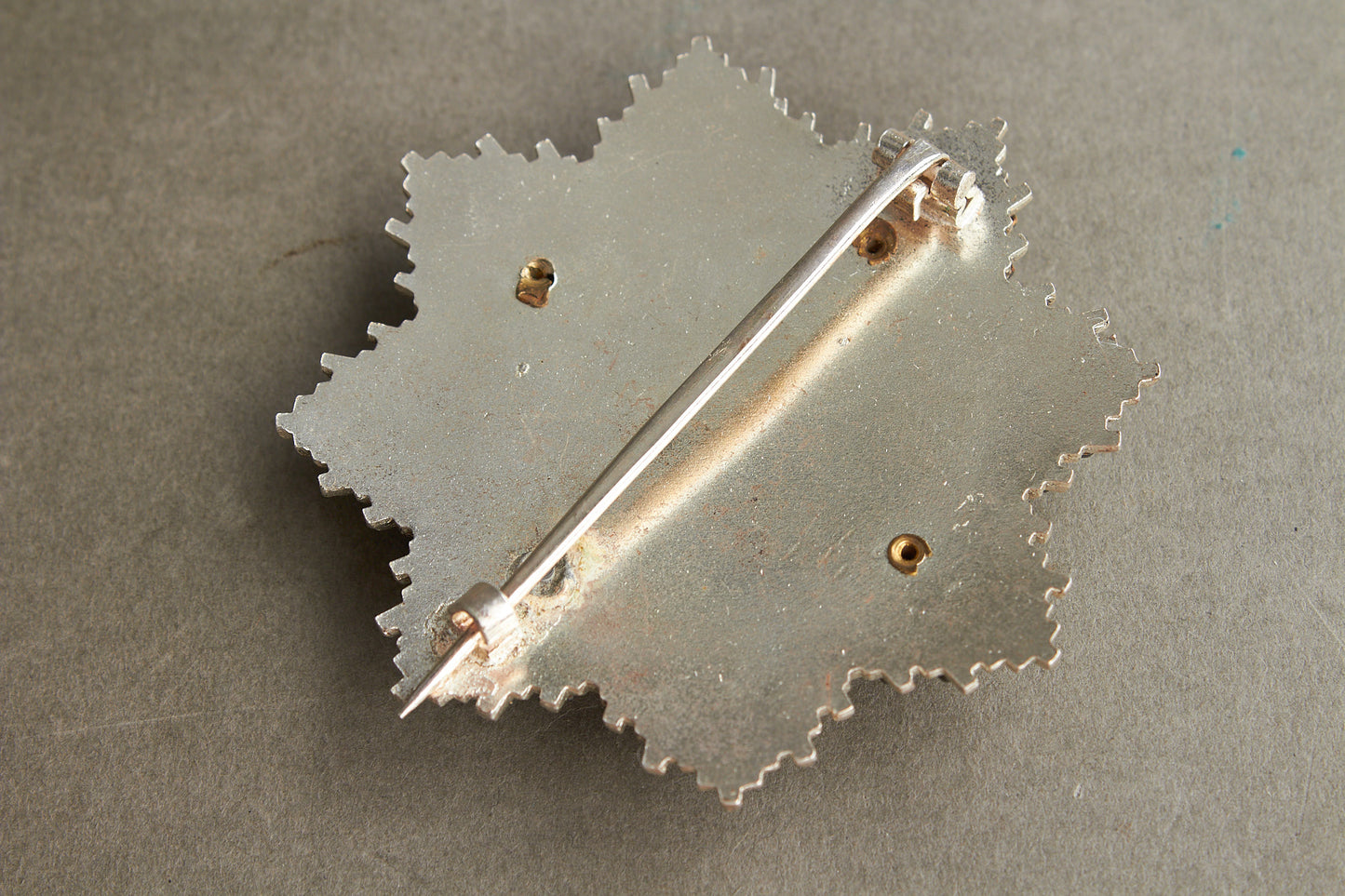 WW2 Tysk DKiG (Deutsches Kreuz in Gold) 1957-model. Original.