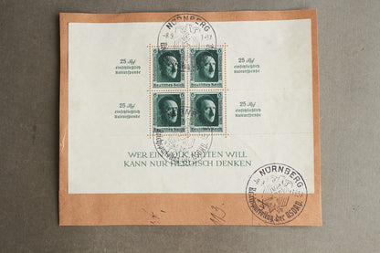 WW2 Tysk "AH" Frimærker på ark. Original.