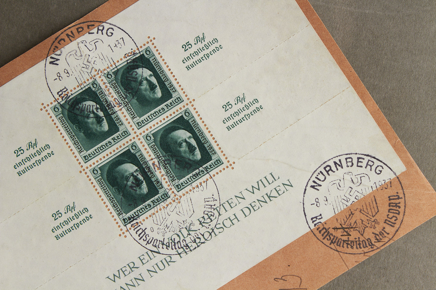 WW2 Tysk "AH" Frimærker på ark. Original.