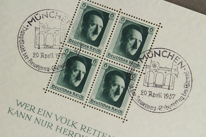 WW2 Tysk "AH" Frimærker på ark. Original.