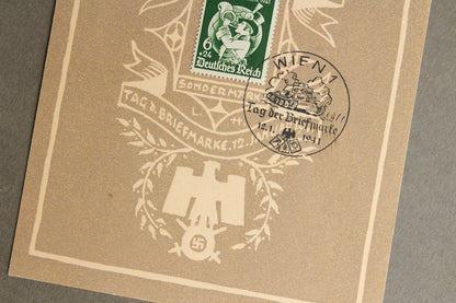 WW2 Tysk "RdP" (Reichsbund der Philatelisten) Frimærke på samler-ark. Med Panzer stempel. Sjælden. Original.