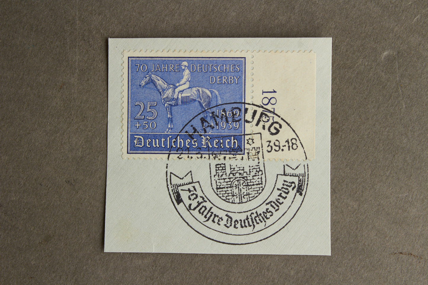 WW2 Tysk Frimærke med stempel. Original.