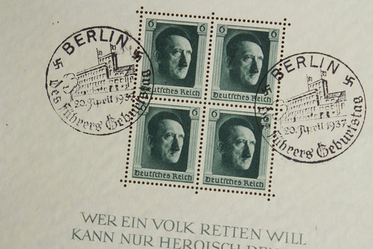 WW2 Tysk "AH" Frimærker på ark. Original.