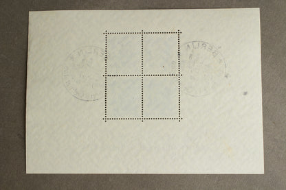 WW2 Tysk "AH" Frimærker på ark. Original.