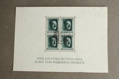 WW2 Tysk "AH" Frimærker på ark. Original.