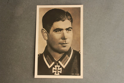 WW2 Postkort med Ridderkors modtager. Med Waffen-SS frimærker. Original.