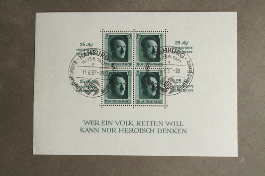 WW2 Tysk "AH" Frimærker på ark. Original.