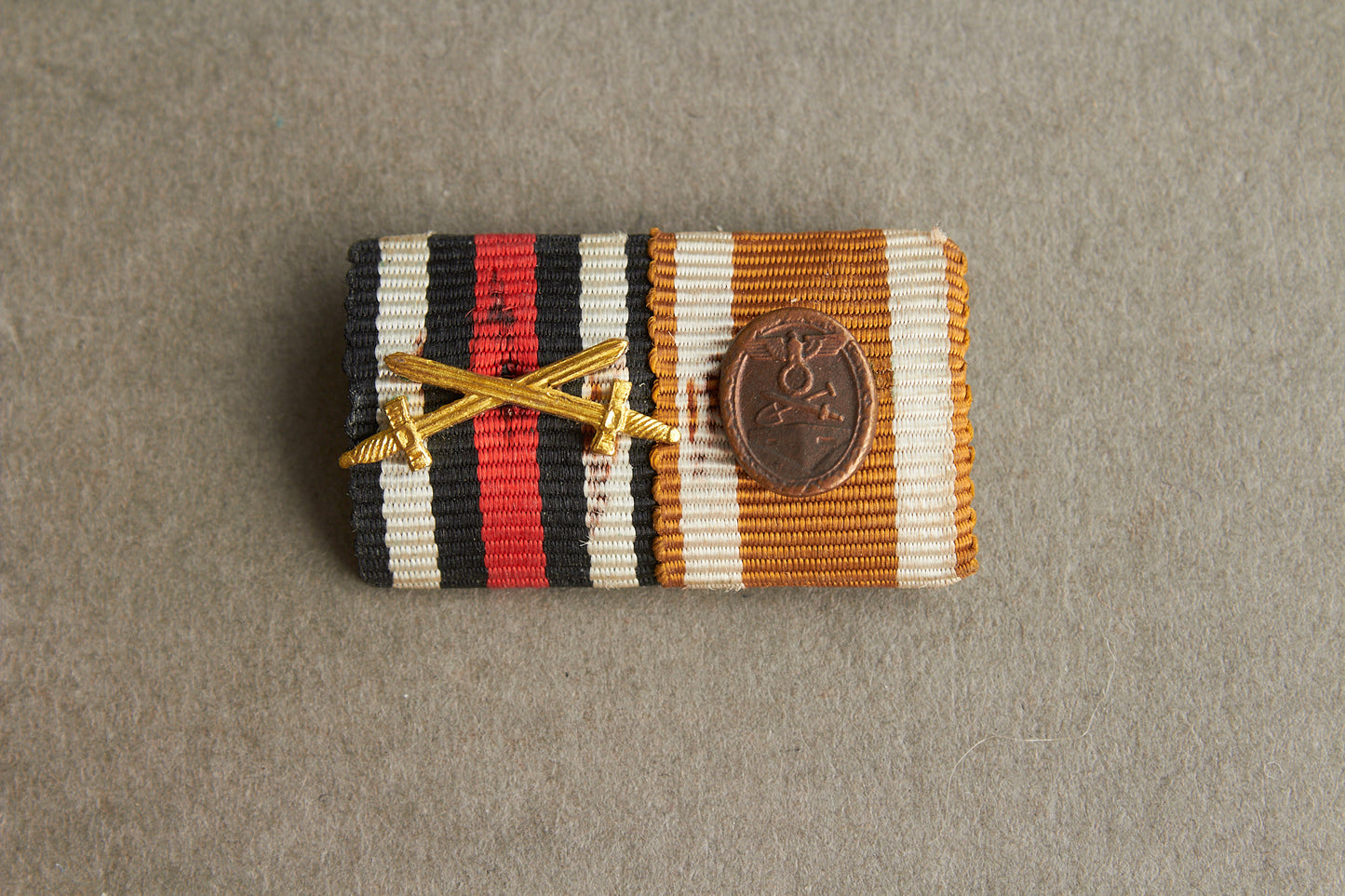 WW2 Tysk Spange med miniature. Original.