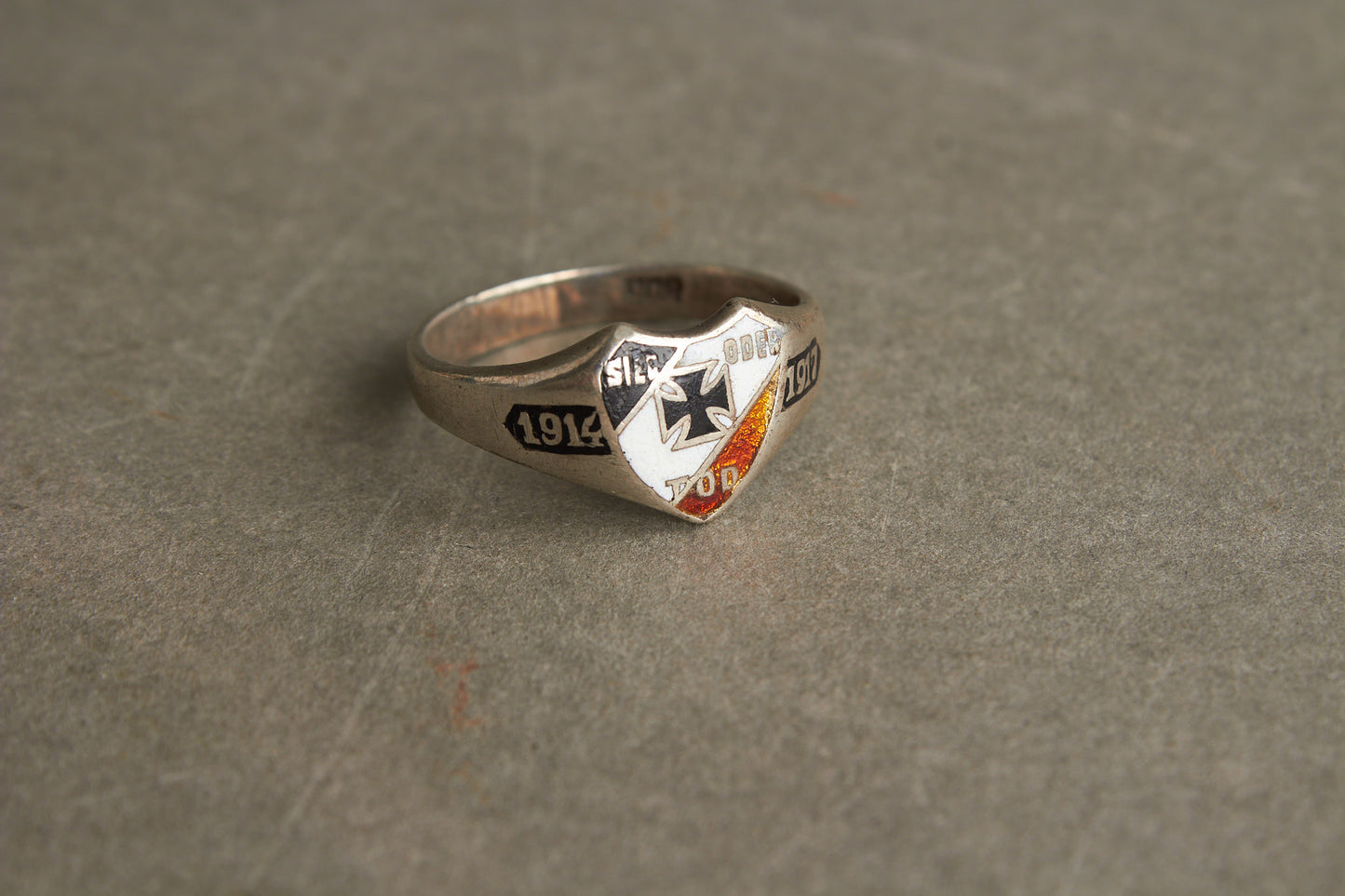 WW1 Tysk Veteran ring "1914-1917" & "SIEG ODER TOD". I ægte sølv. Original.