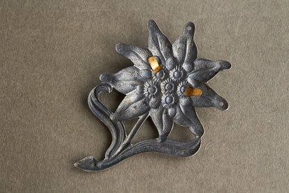 WW2 Tysk Gebirgsjäger M43 Kasket Egeløv. Original.