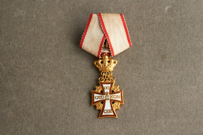 WW2 Dansk Kong Christian d. 10 Ridderkors miniature i ægte guld. Ses ikke tit. Original.