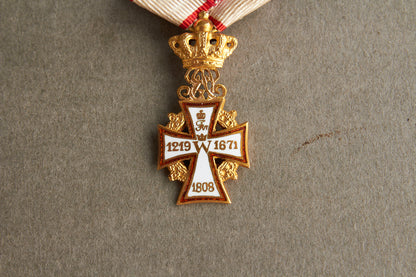 WW2 Dansk Kong Christian d. 10 Ridderkors miniature i ægte guld. Ses ikke tit. Original.