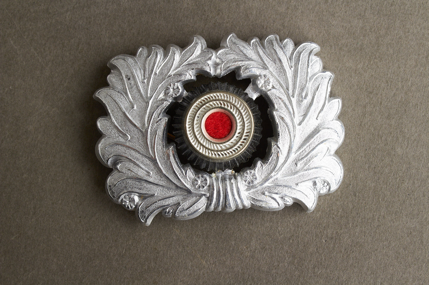 WW2 Tysk Zolldienst Kasketmærke. Original.