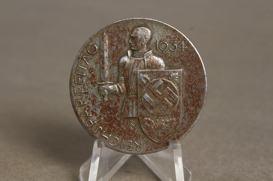 WW2 Tysk NSDAP "Reichsparteitag 1934" Tinnie. Original.