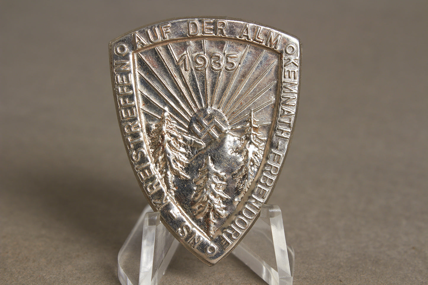 WW2 Tysk Tidlig NSDAP Tinnie from 1935. Original.