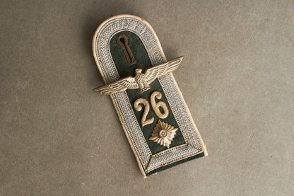 WW2 Tysk Wehrmacht Veteran "Souvenir". Skulderstrop med ørn (hagekors knækket). Original.