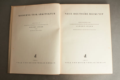 WW2 Tysk/Dansk Nazistisk udgivelse "Moderne Tysk Arkitektur". En af de bedre. A4-størrelse. Original.
