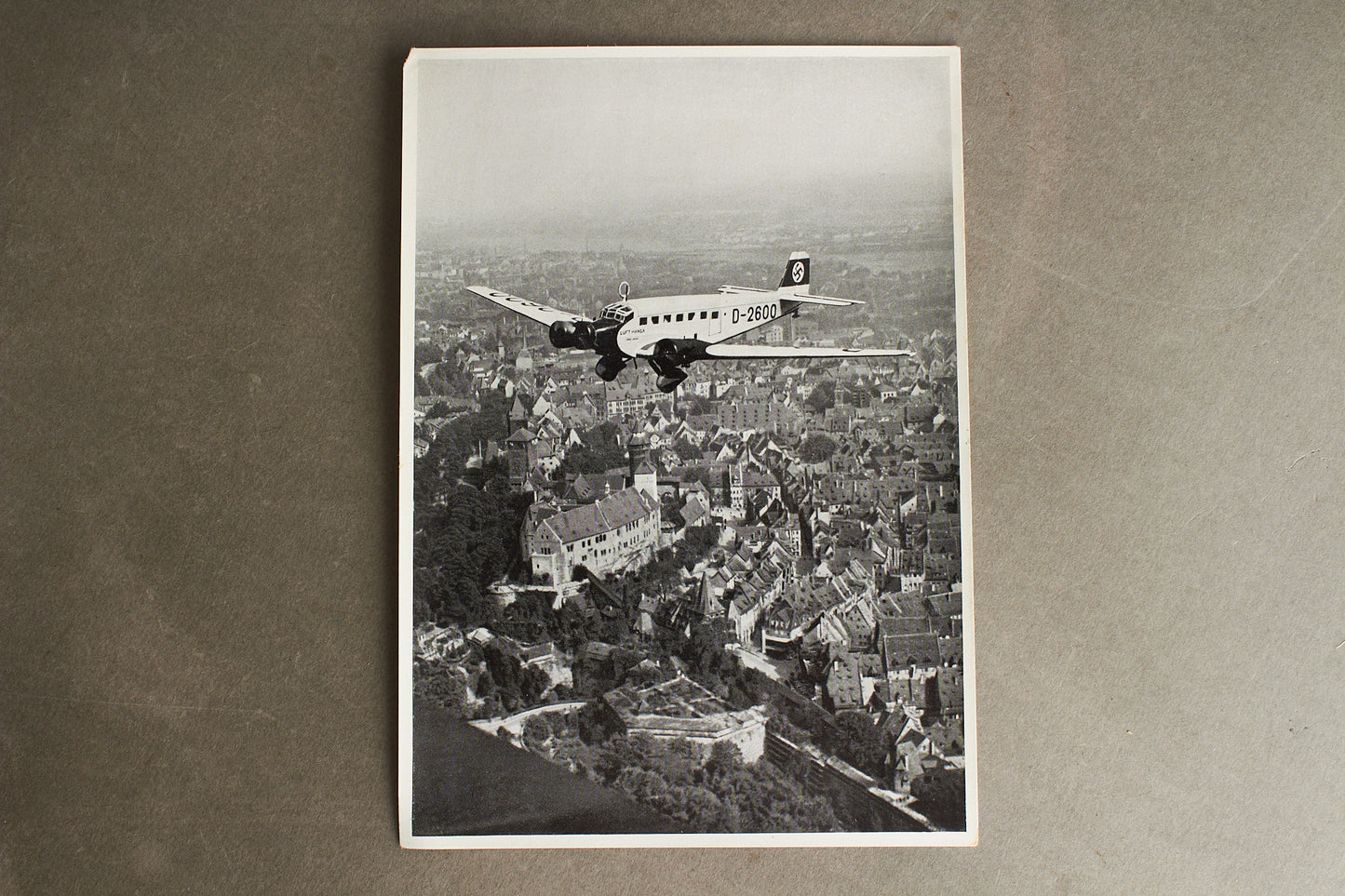 WW2 Tysk "Cigaretten Album" Billede. 12x17 cm. Godt motiv. Original.