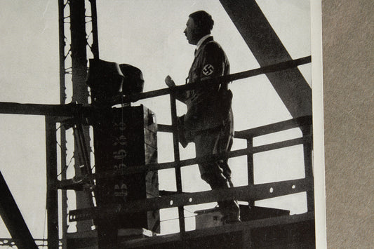 WW2 Tysk "Cigaretten Album" Billede. 12x17 cm. Godt motiv med AH. Original.