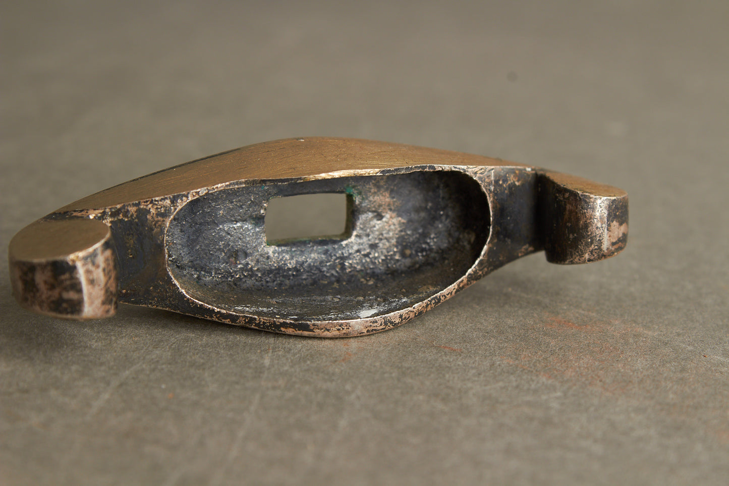 WW2 Tysk Wehrmacht Daggert "Parerstang". Ørn og Hagekors fjernet. Original.