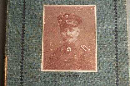 WW1 Tysk Sanitäter bog. Original.