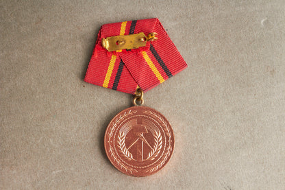 Østtysk DDR Medalje. Original.