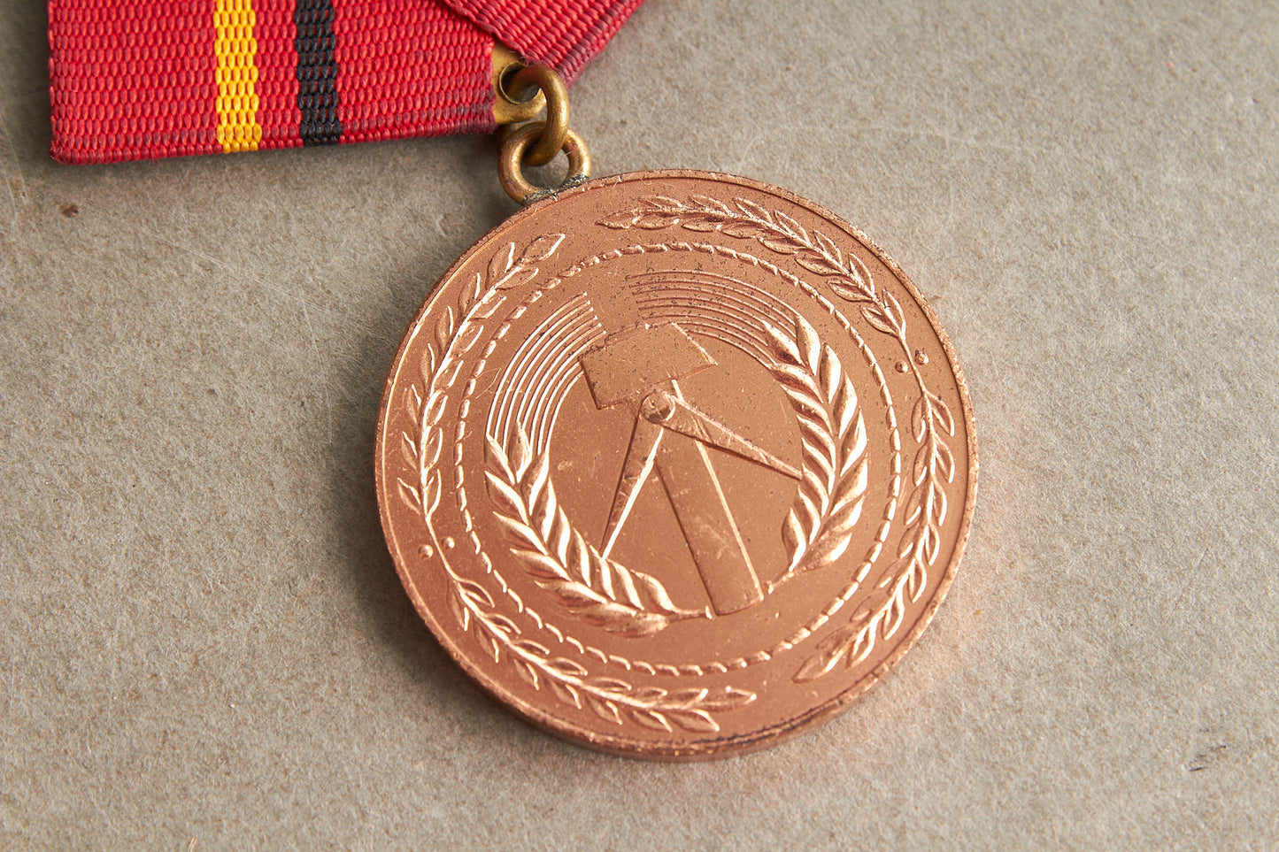 Østtysk DDR Medalje. Original.
