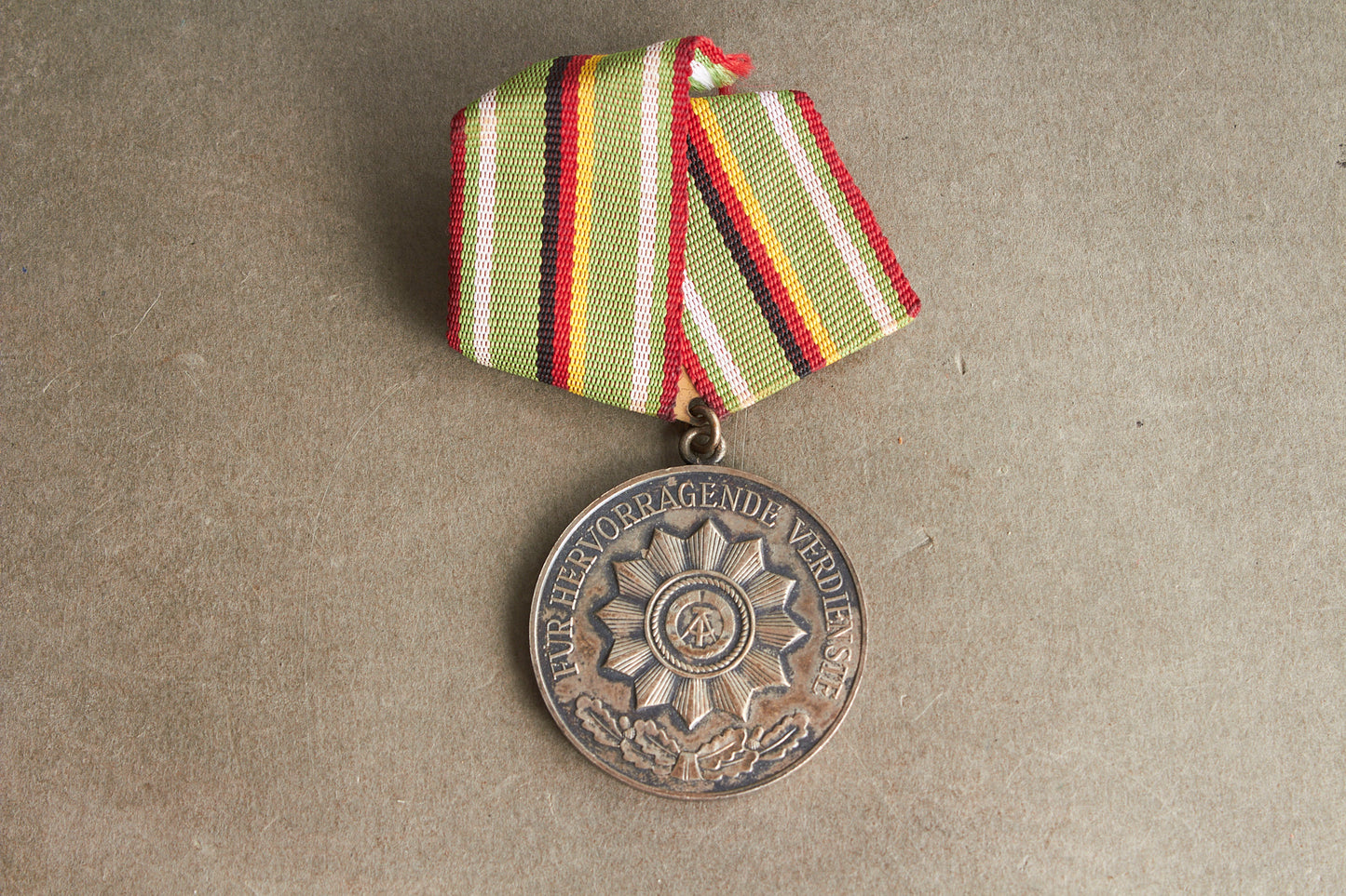 Østtysk DDR Medalje. Original.