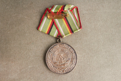 Østtysk DDR Medalje. Original.