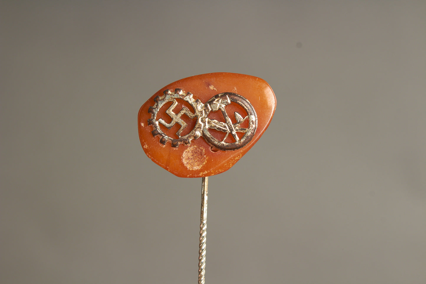 WW2 Tysk DAF Pin. Original.