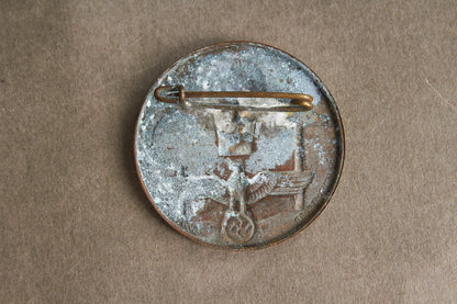 WW2 Tysk Tinnie / Dagsbadge. Original.