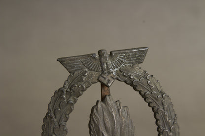WW2 Tysk Kriegsmarine "Minensucher-Kriegsabzeichen". Fremstiller R.S.. Original.