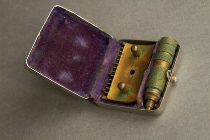 WW2 Tysk Tidlig Heer Udleveret Barberskraber. Original.