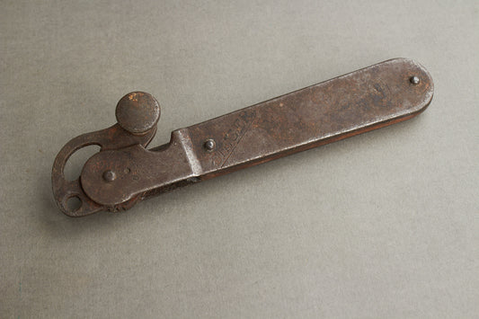 WW2 Tysk Heer Udleveret dåseåbner. Original.