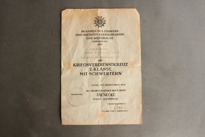WW2 Tysk KVK 2. klasse med sværd Urkunde. Original.