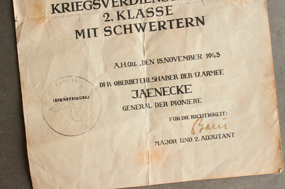 WW2 Tysk KVK 2. klasse med sværd Urkunde. Original.