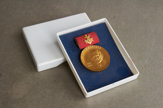 Østtysk DDR Medalje i Æske. Original.