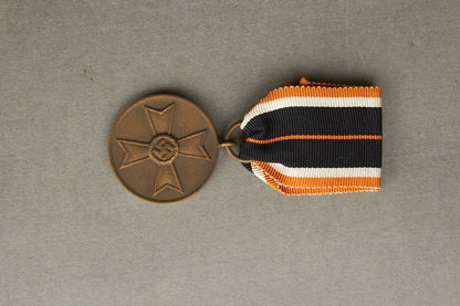 WW2 Tysk Kriegsverdienst Medalje. Original.